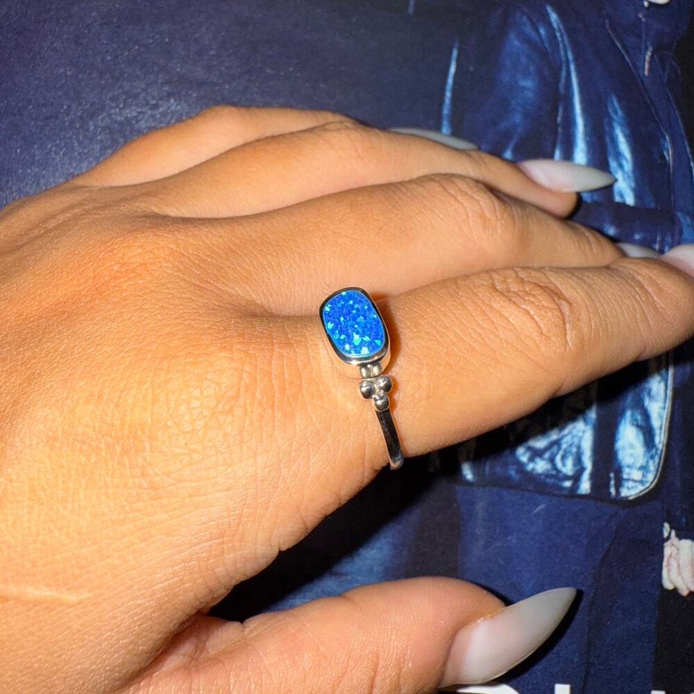 Sterling silver 925 Blue opal ring, Size 8. - Picture 3 of 4